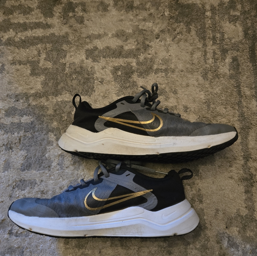 Nike Black and Gold Running Shoes